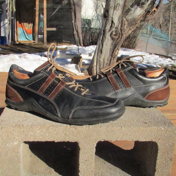 Cole Haan Other - Cole Haan Country Black Brown Leather Vibram Sole Oxfords